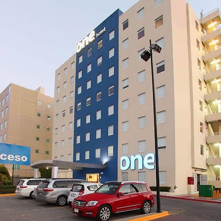 מלון One Queretaro Plaza Galerias מראה חיצוני תמונה
